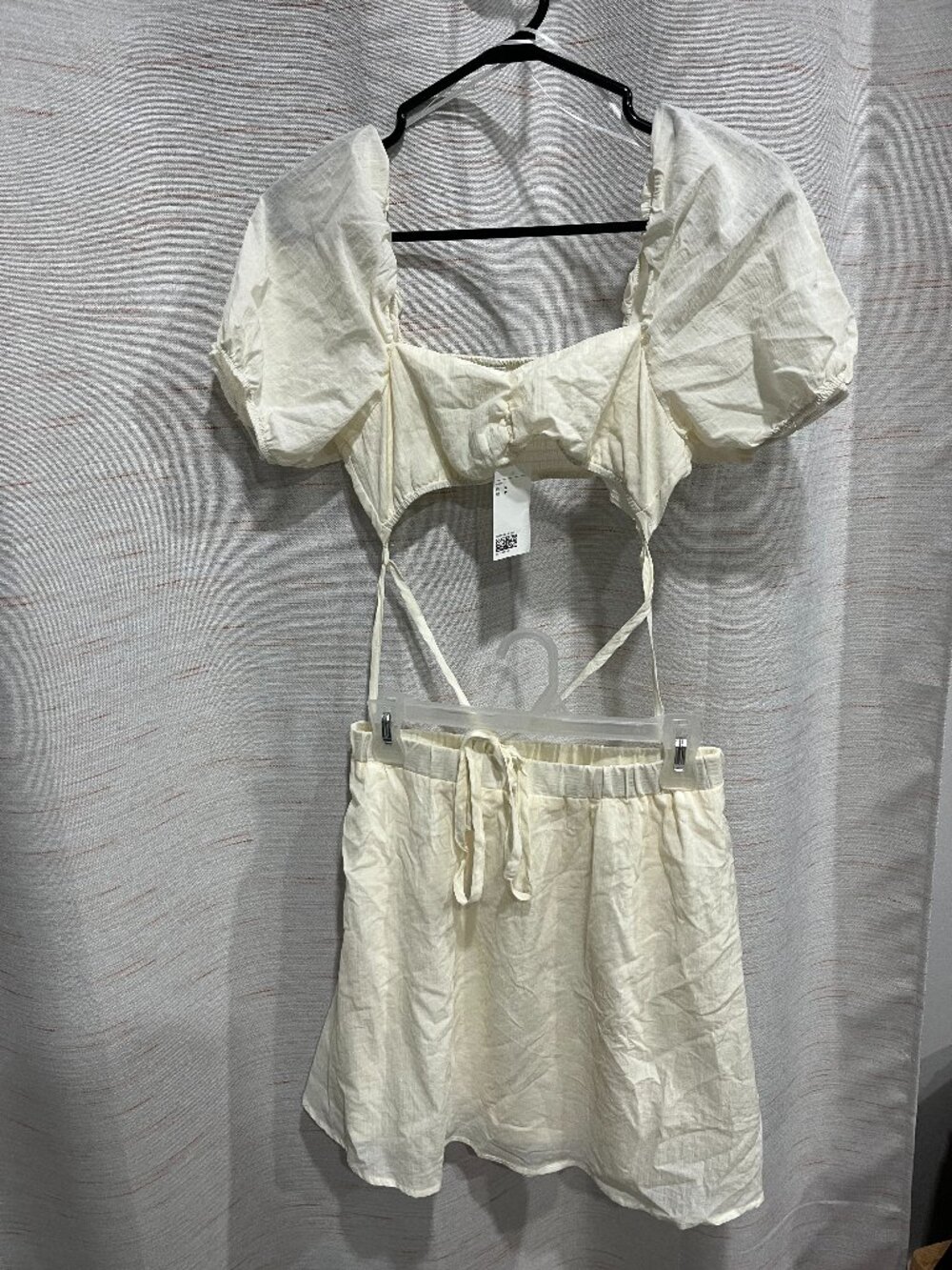 Women's Cream Small Crop Top & Skirt H&M New With Tags (114)
